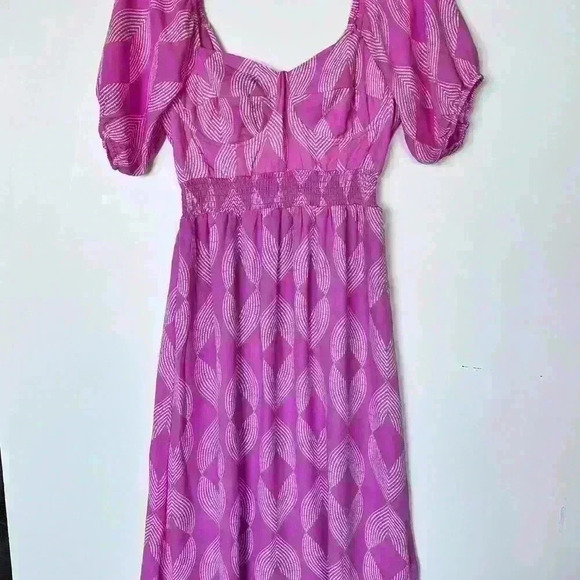 NEW! Collective Concepts Sweetheart Midi Dress - Picture 4 of 10